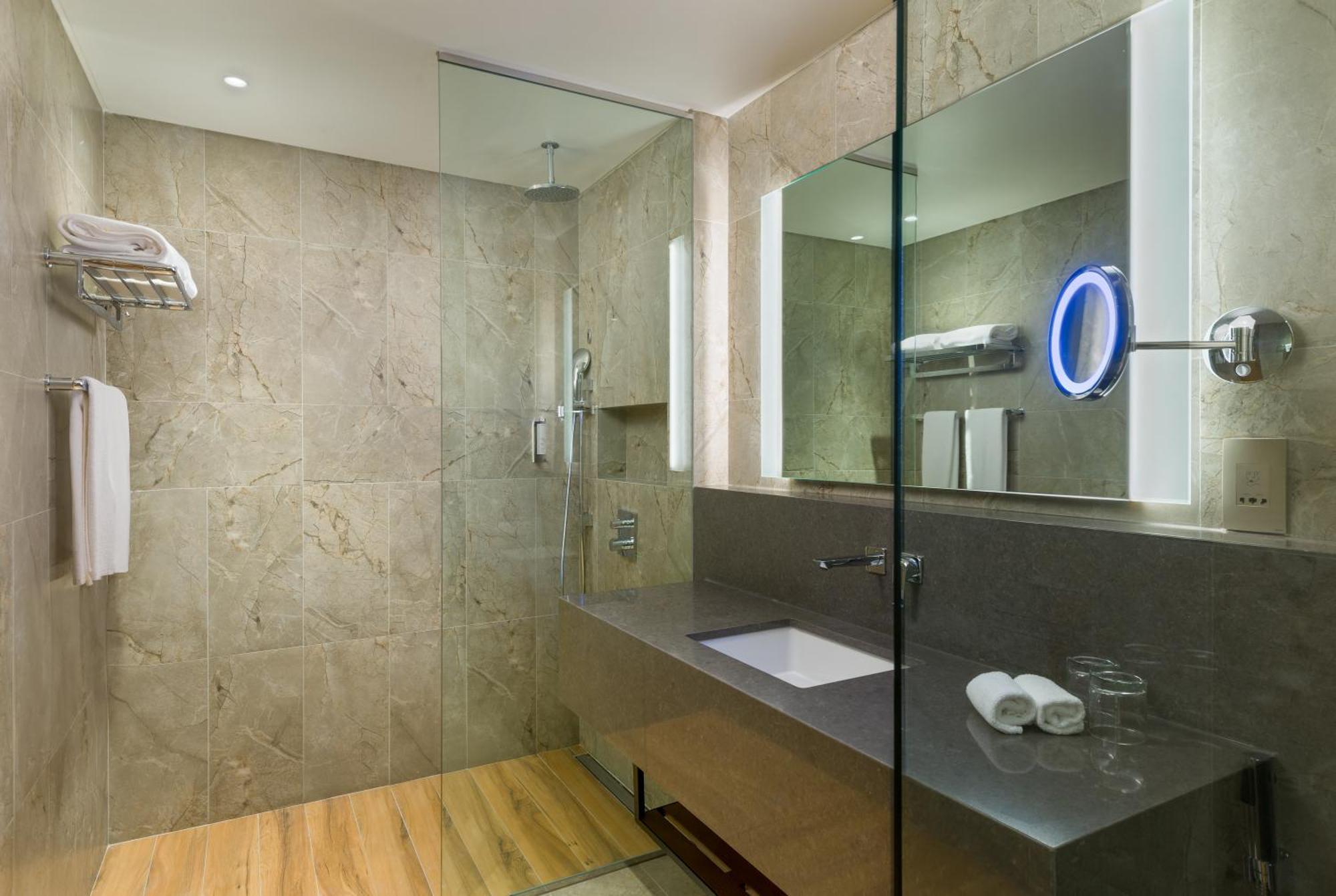 Intercityhotel Bawshar Mascate Exterior foto